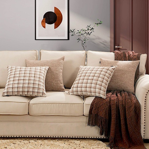 Luxury HomeSet of Cozy Brown Plaid Coordinating Throw Pillow Covers
